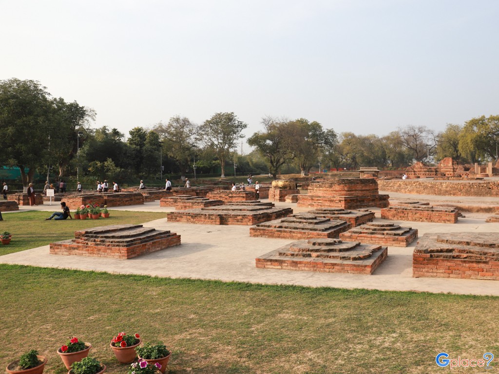 Stupa Dhamekh Sarnath