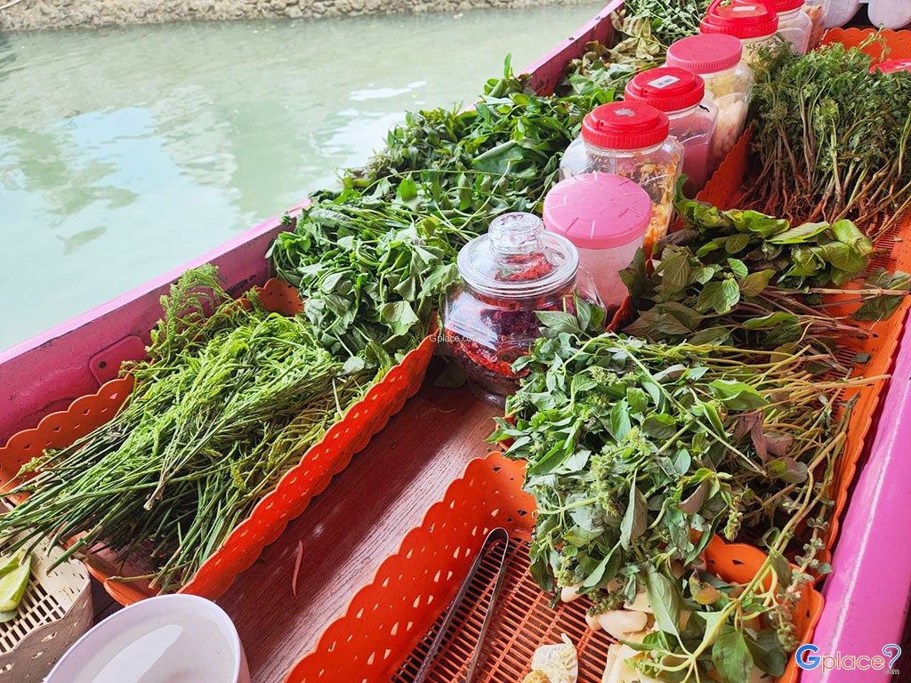 Pink Boat ขนมจีนซีวิว