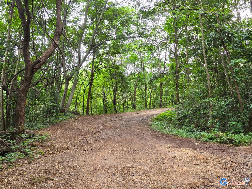 น้ำตกเก้าชั้น อช ภูผาเหล็ก