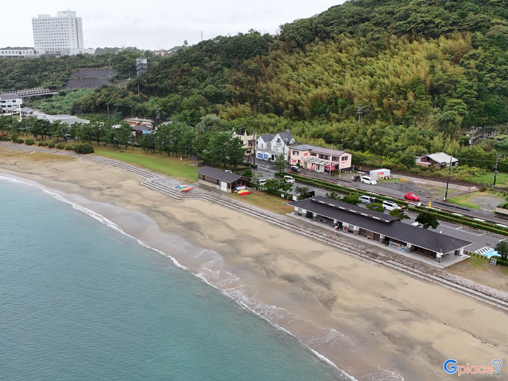 Hashigui Beach