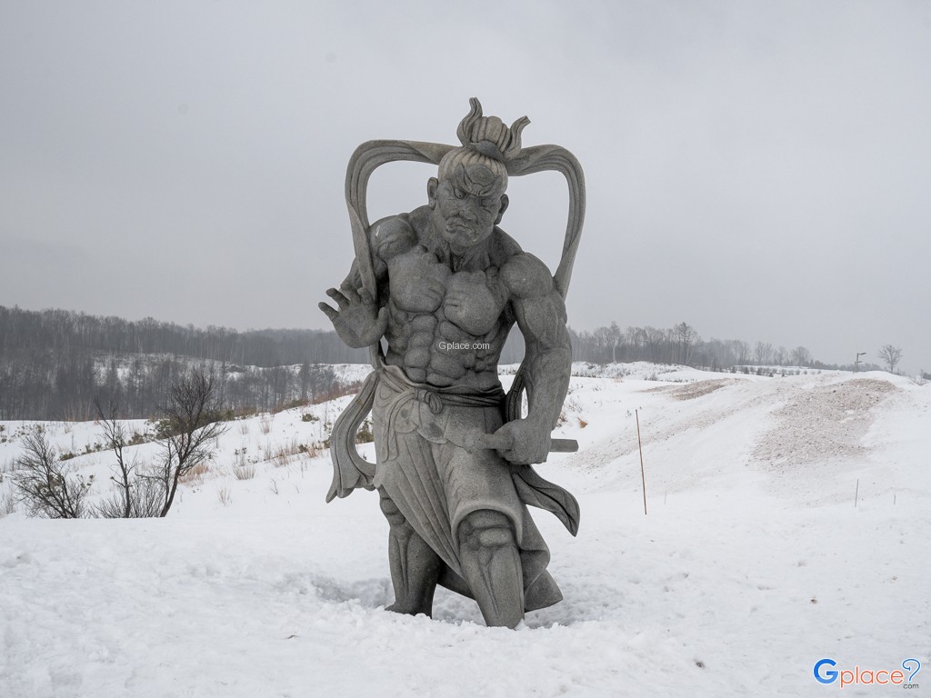 Makomanai Takino Cemetery