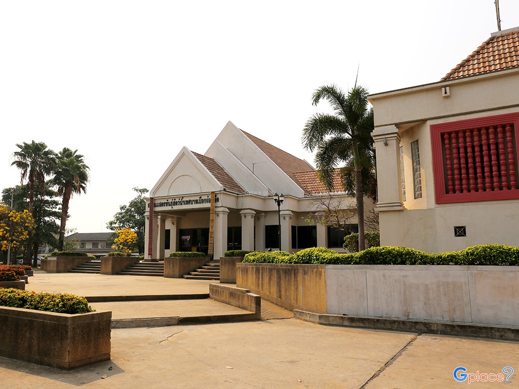 สถานที่แสดงพันธุ์สัตว์น้ำร้อยเอ็ด