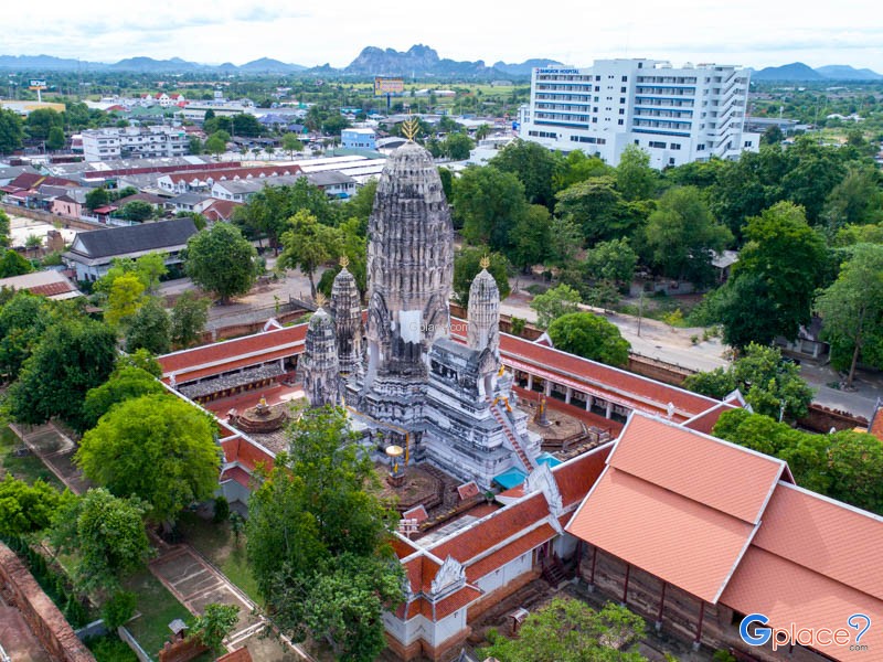 Wat Phra Si Rattna Mahathat Ratchaburi