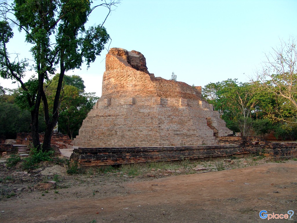 Wat Sanam Chai