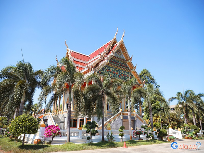 Phat Lom寺