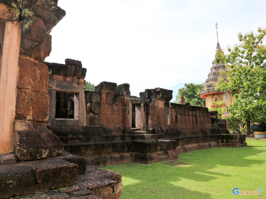 Prasat Wat Sa Kamphaeng Yai