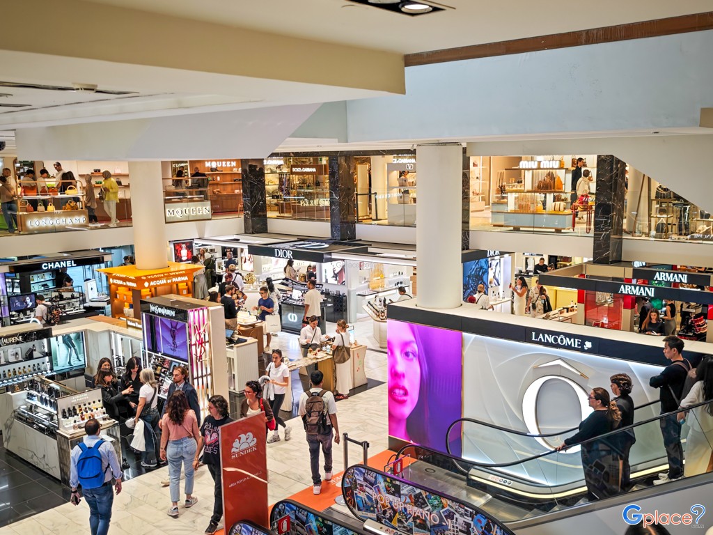 ห้างสรรพสินค้า รีนาเชนเต มิลาน