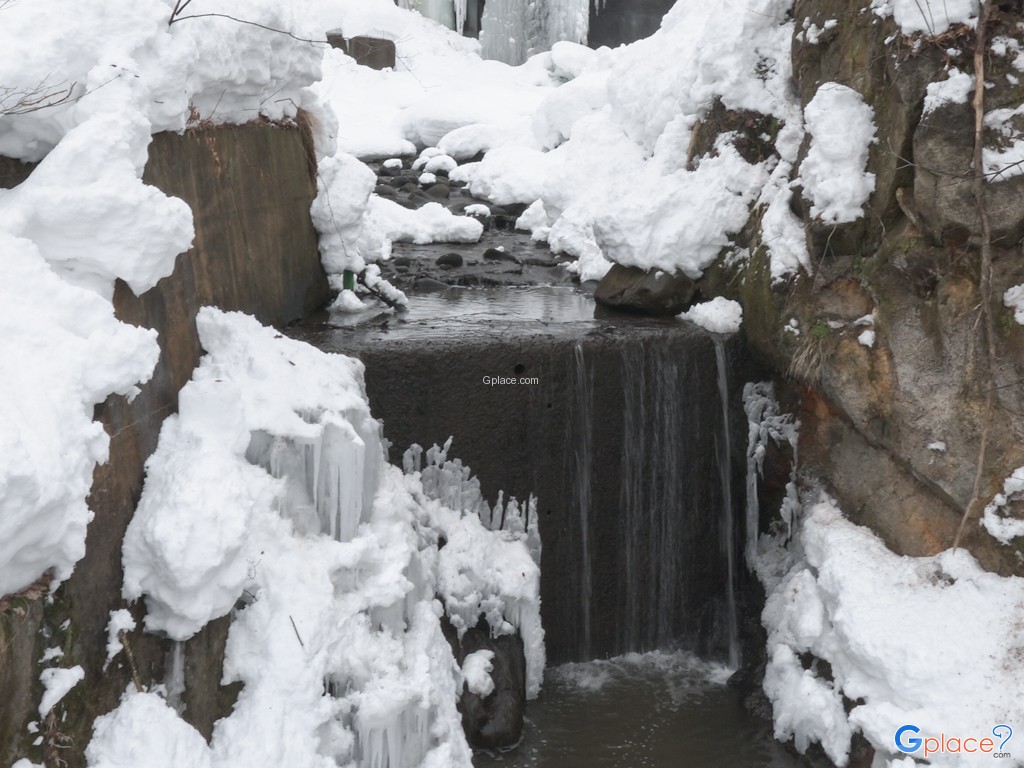Shiraito Falls Jozankei