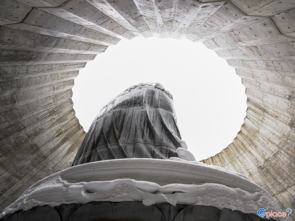 Cimetière de Makomanai Takino