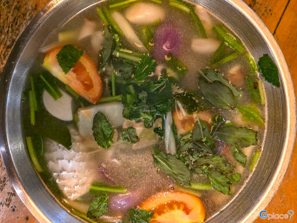 ร้านครัวยุ้งข้าว ริมแม่น้ำคลองพุมดวง