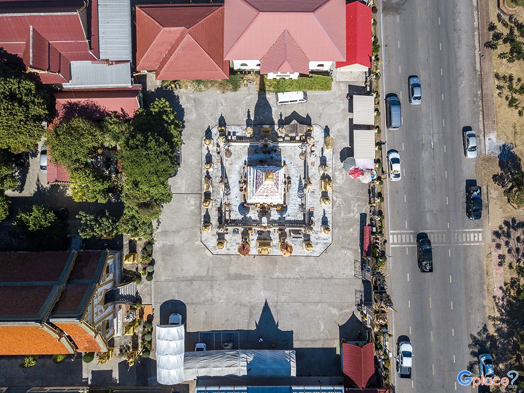 Wat Maha That Nakhon Phanom