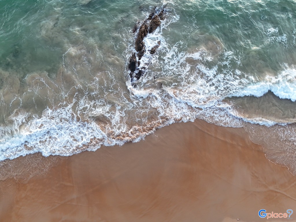 หาดนางทอง