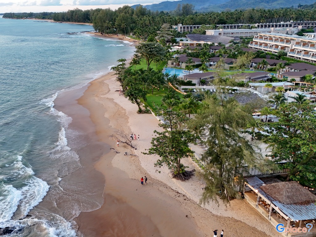 หาดนางทอง