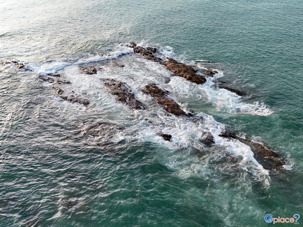หาดนางทอง