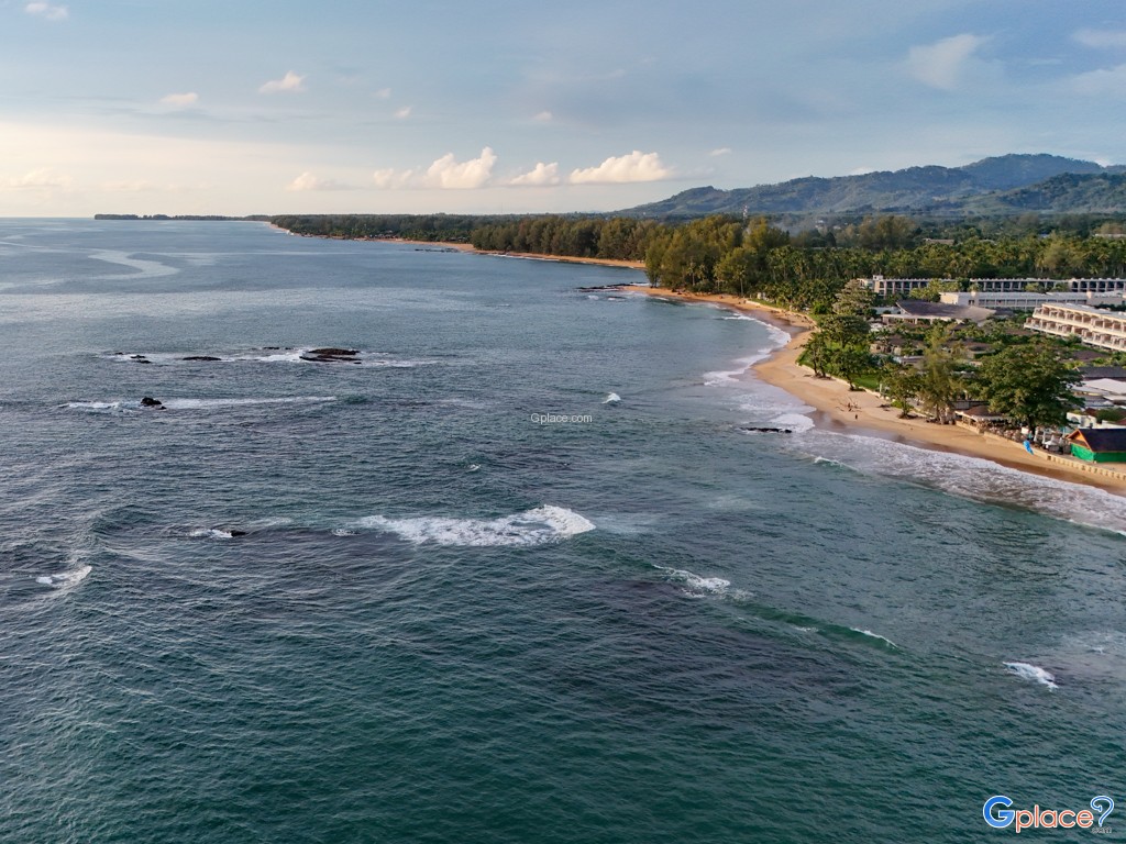 หาดนางทอง