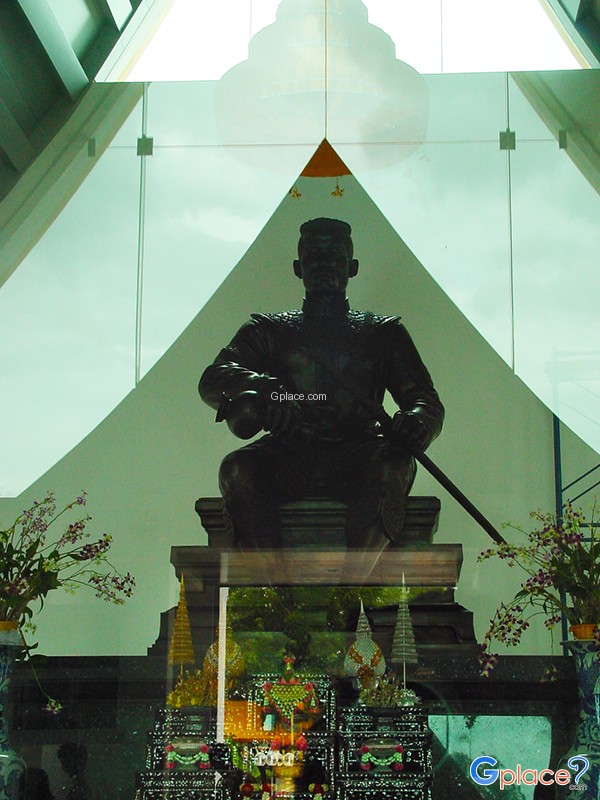 Wat Yai Chaimongkol