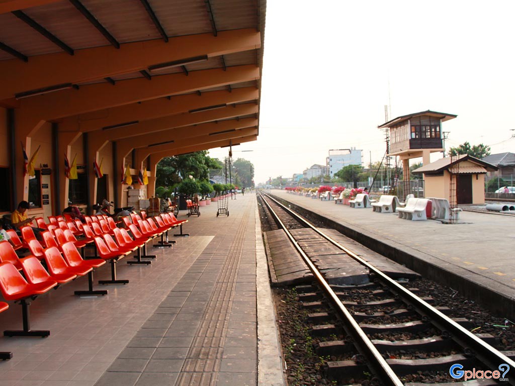 สถานีรถไฟนครปฐม