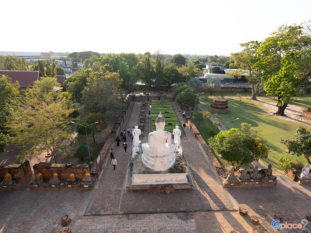 Yai Chai Mongkhon Temple