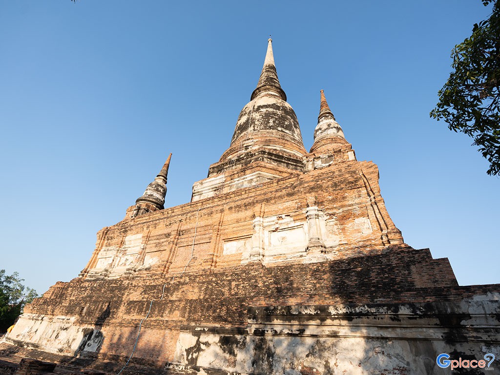 Yai Chai Mongkhon Temple