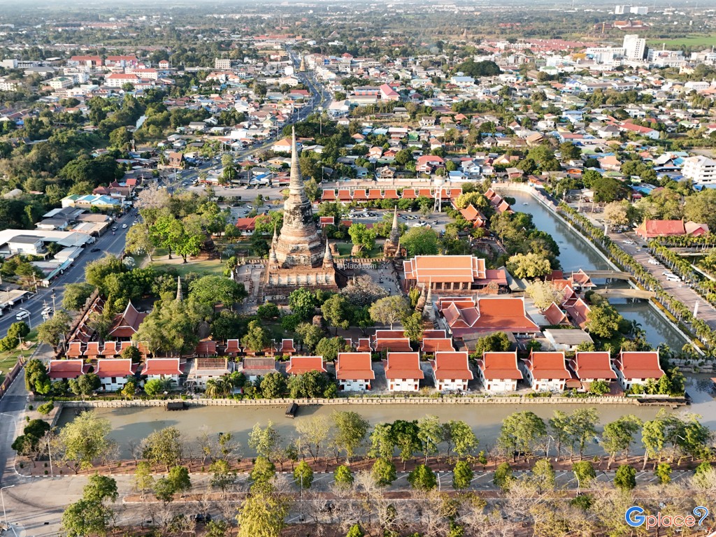 Yai Chai Mongkhon Temple