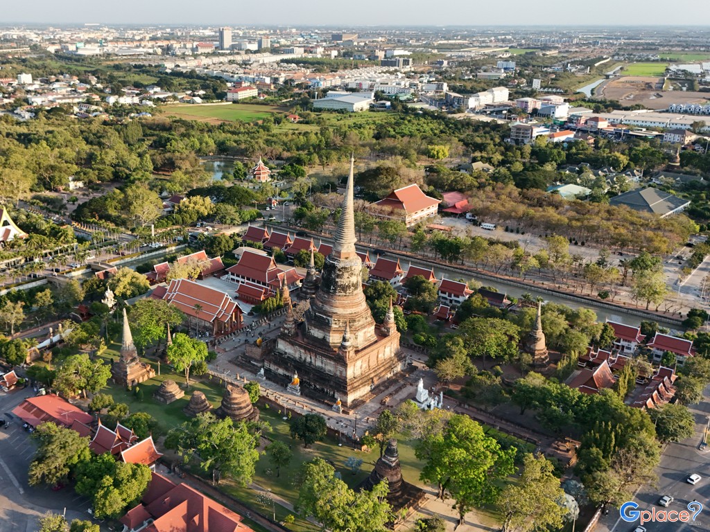 Yai Chai Mongkhon Temple
