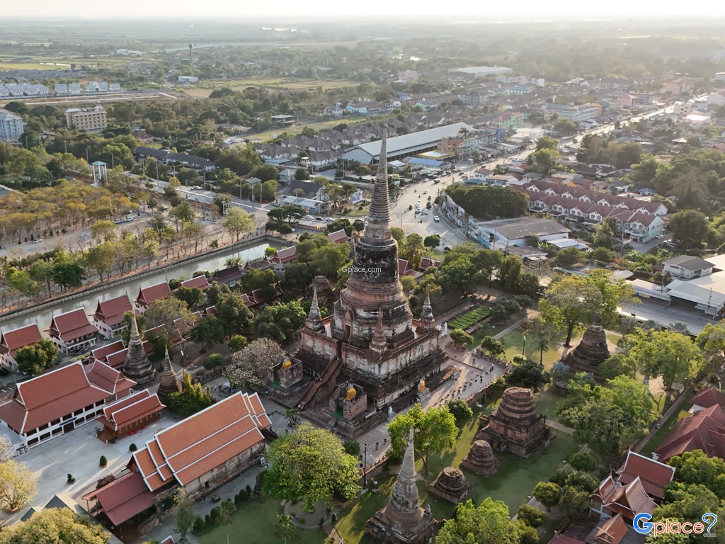 Yai Chai Mongkhon Temple