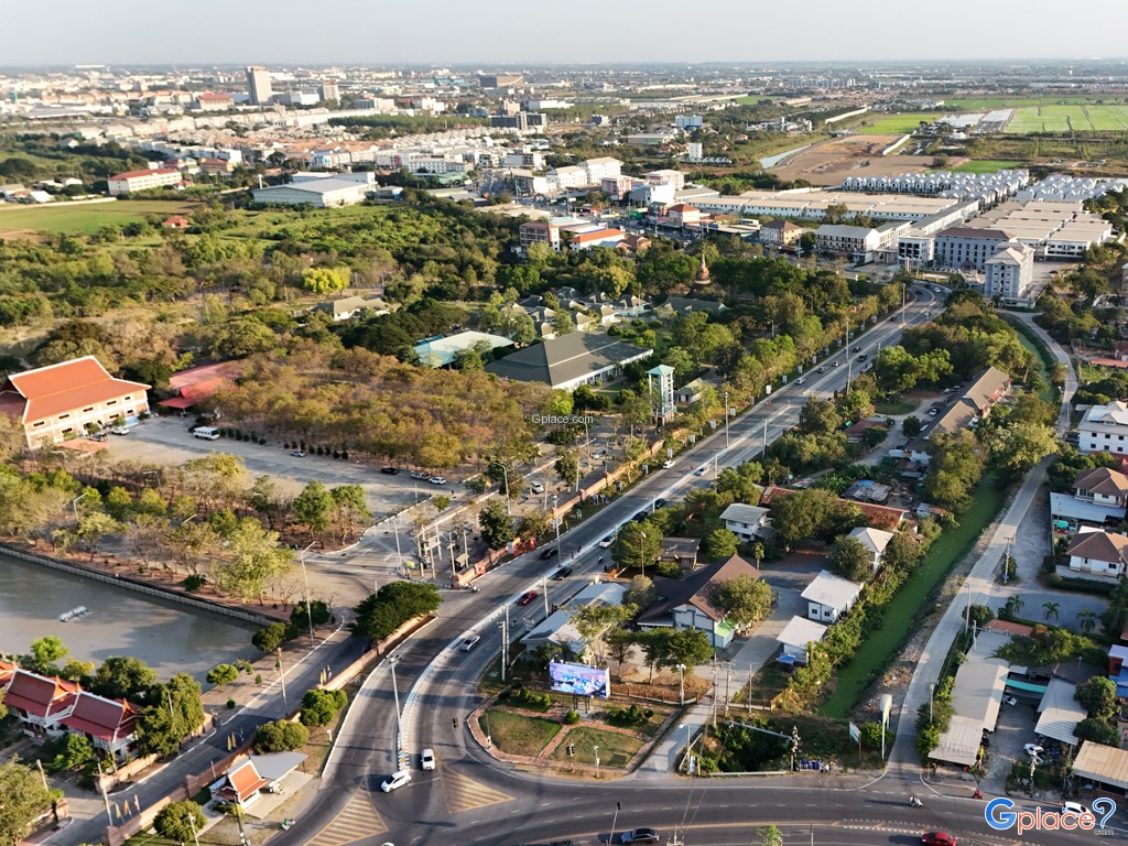 Yai Chai Mongkhon Temple