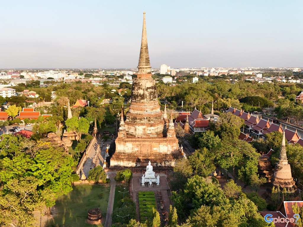 Yai Chai Mongkhon Temple