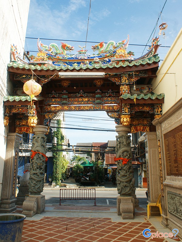 Sang Tham Shrine