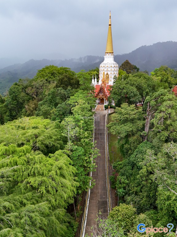 Wat Ratupatham寺