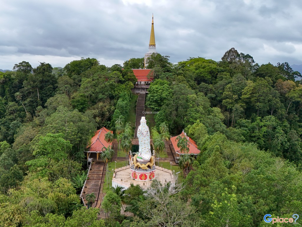 Wat Ratupatham寺