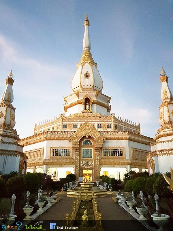 Wat Phra Mahathat Chedi Chaimongkol