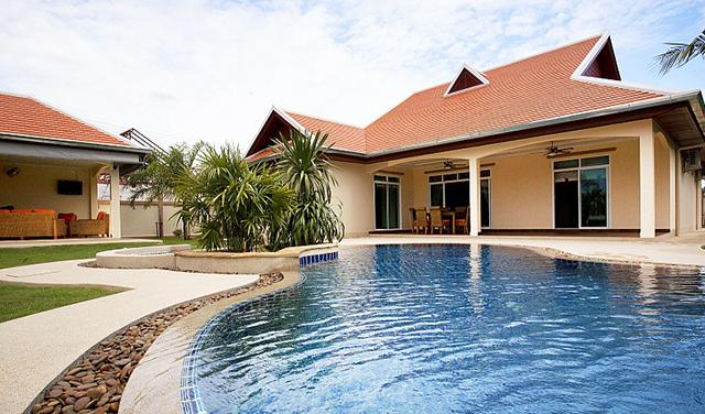 เดอะ เชส 10 พัทยา