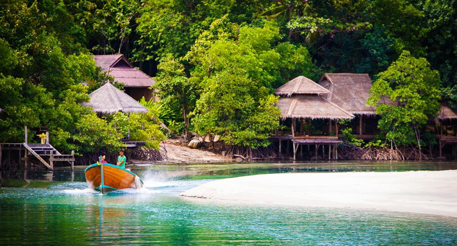 กัปตันฮุก รีสอร์ท