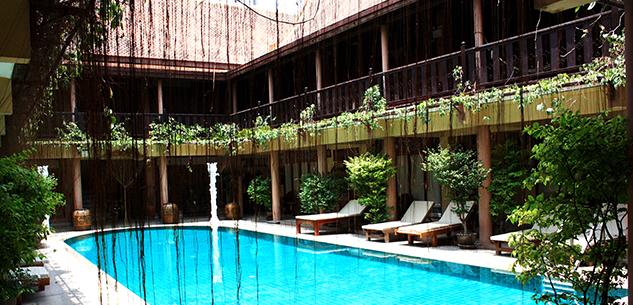 เรือนไทย เกสต์เฮาส์