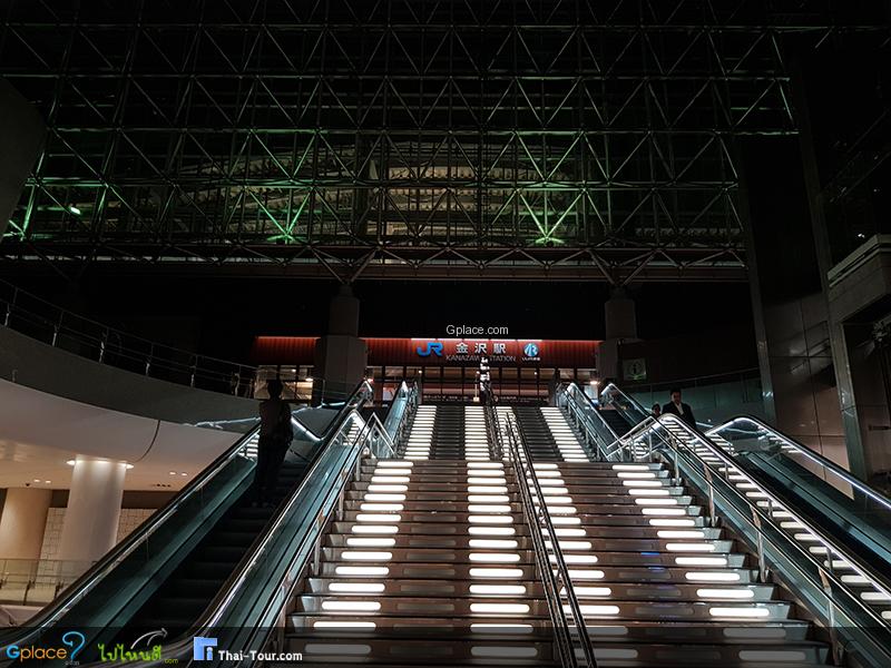 สถานีรถไฟคานาซาวะ Kanazawa JR Station