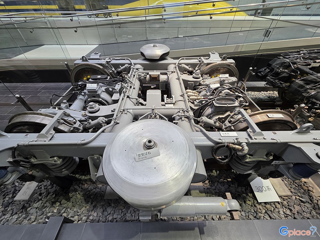 SCMaglev and Railway Park