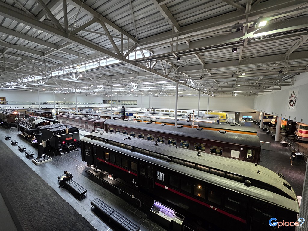 SCMaglev and Railway Park