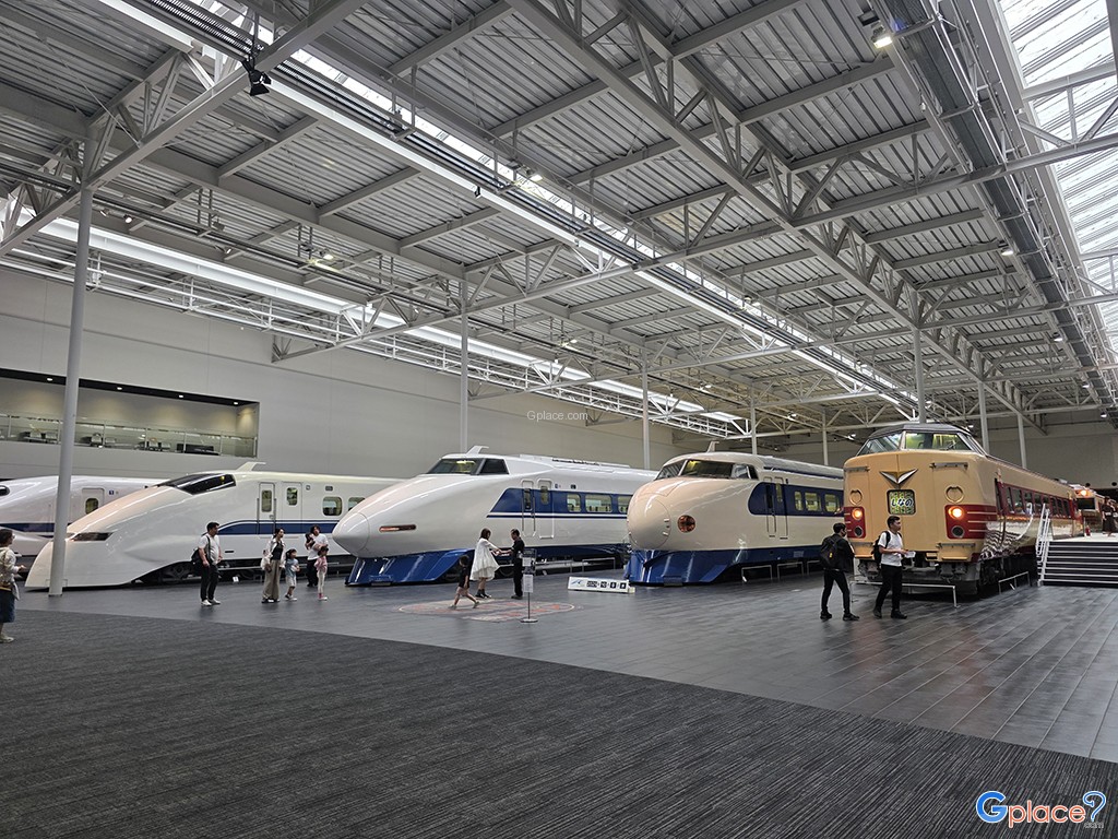 SCMaglev and Railway Park