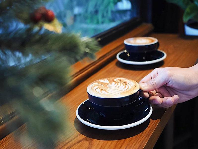 Early Bird Coffee and Dessert bar