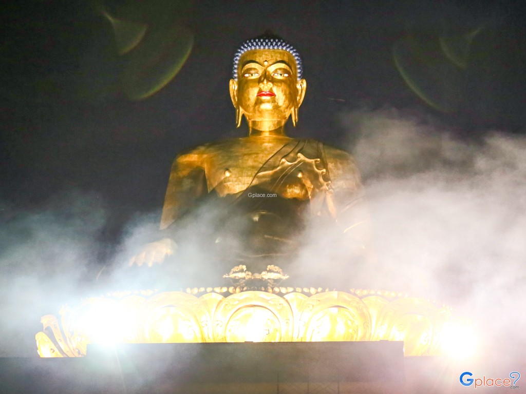 Kuenselphodrang Big Buddha