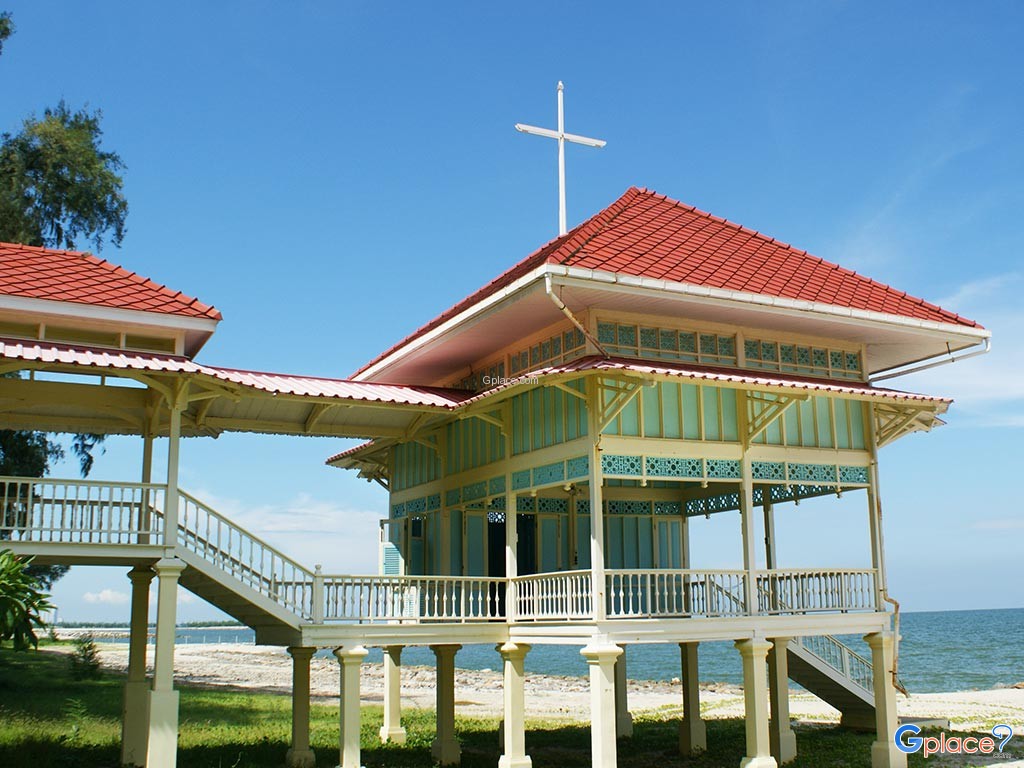 Phra Ratchaniwet Maruekkhathaiyawan Palace