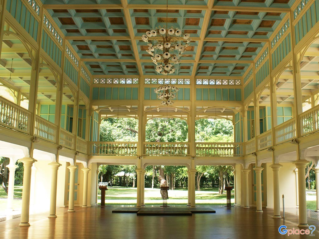 Phra Ratchaniwet Maruekkhathaiyawan Palace