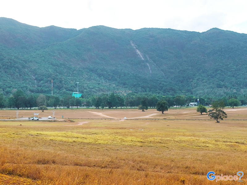 Phu Khao Ya Grass Hill