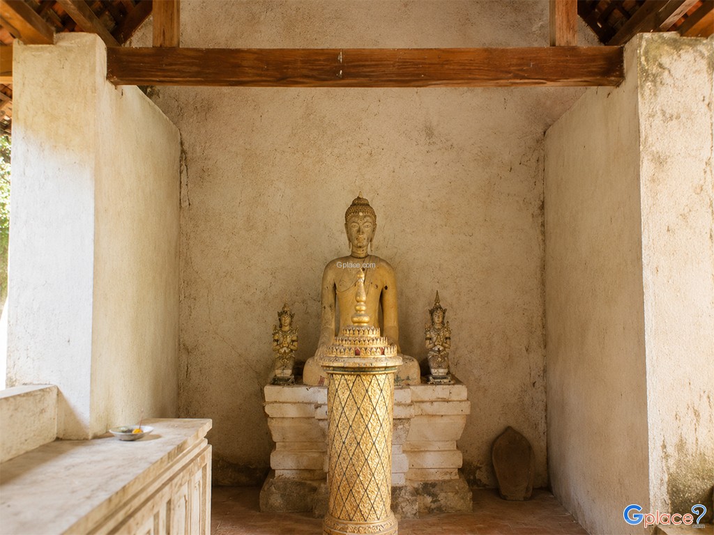 Wat Chedi Khiri Vihan
