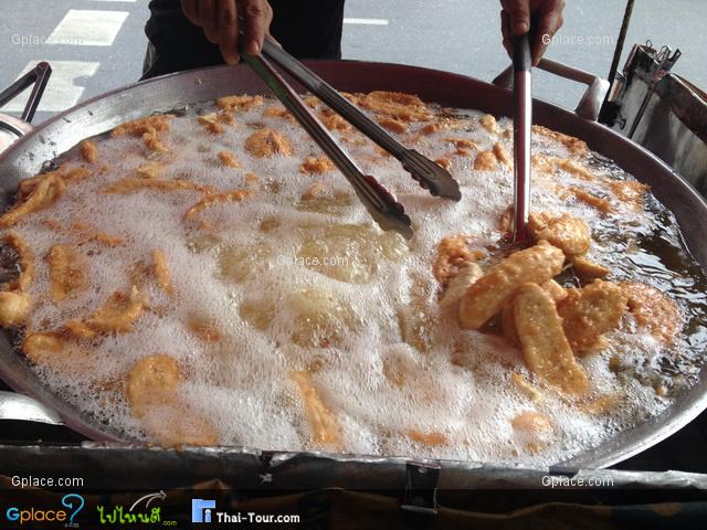 กล้วยทอดเจ๊น้อย