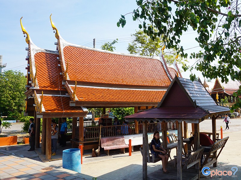 Wat Bang Khae Noi