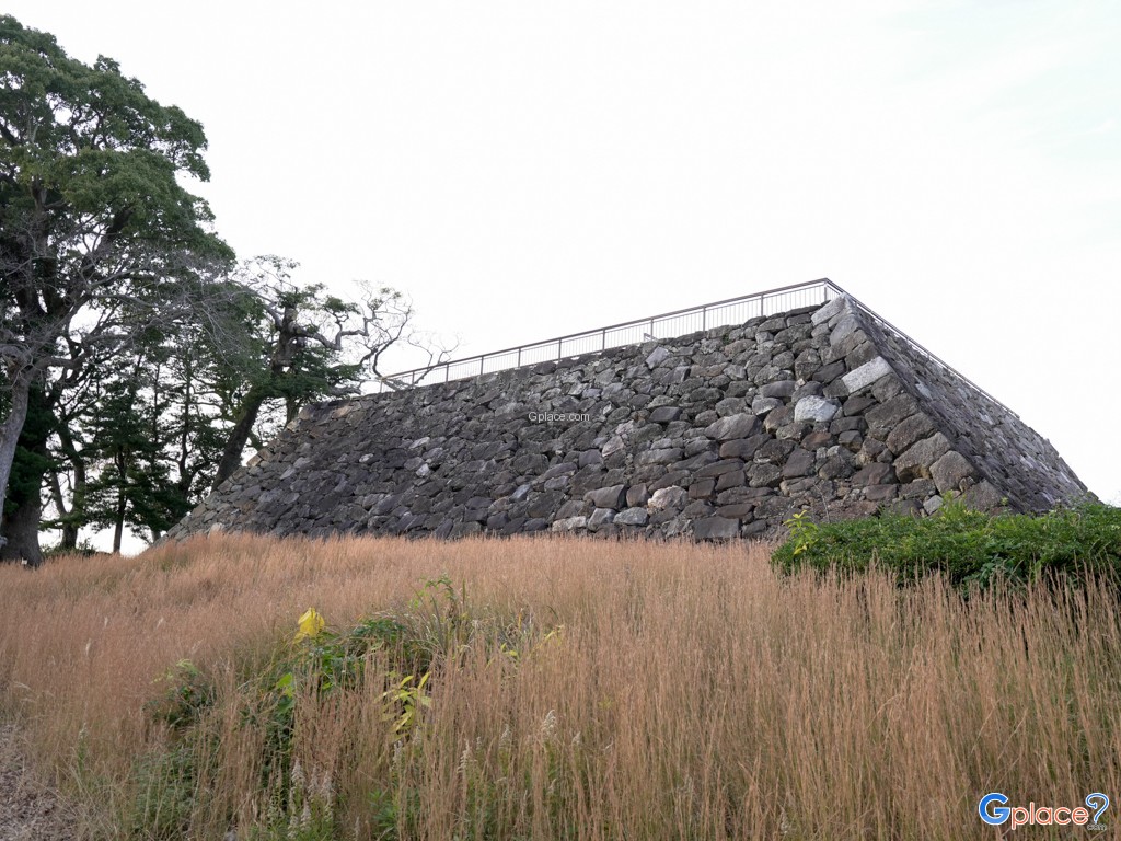 Fukuoka Castle Ruins