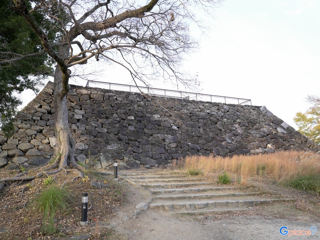 Fukuoka Castle Ruins