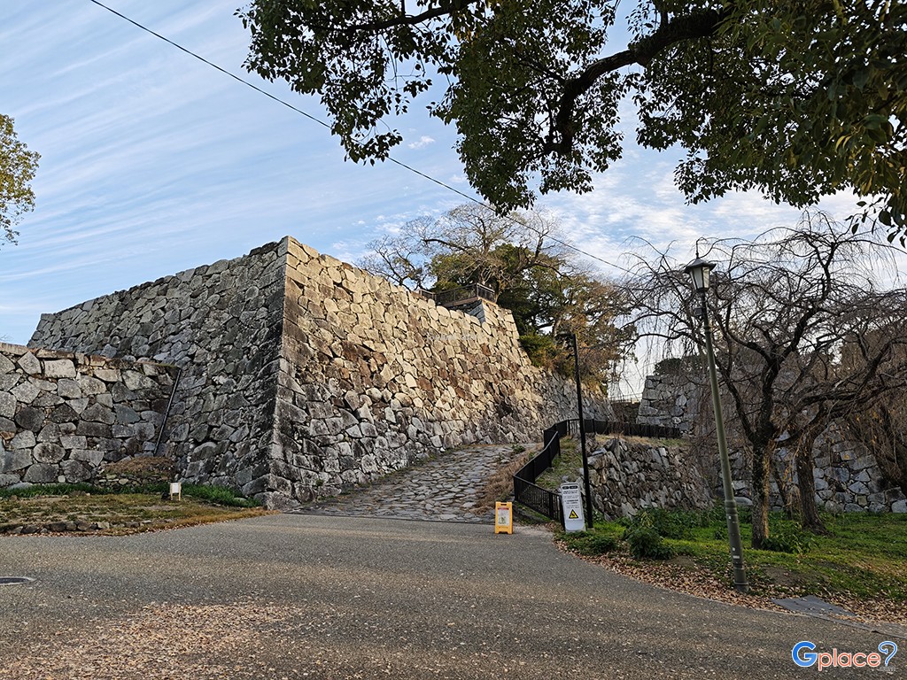 Fukuoka Castle Ruins